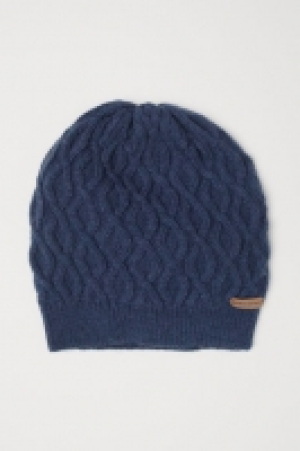  Bonnet en maille torsadée 2.99 €