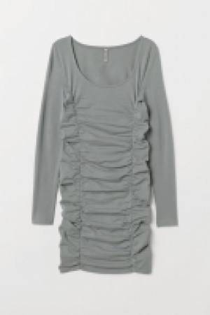  Robe froncée 8.99 €