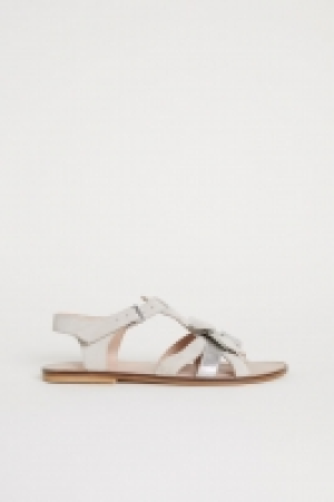  Sandales en suède 23.99 €