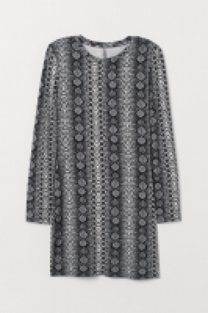  Robe en jersey avec épaulettes 9.99 €