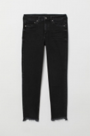  Girlfriend Regular Jeans 19.99 €