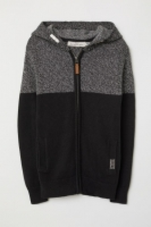  Veste à capuche en maille 8.99 €