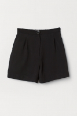  Short en twill 14.99 €