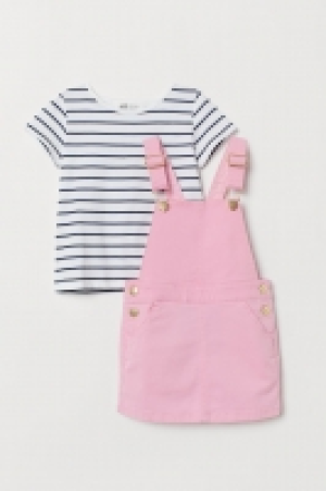  Top et robe salopette 15.99 €
