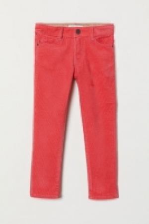  Pantalon en velours côtelé 7.99 €