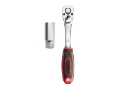 Clé à cliquet avec douille universelle 9.99 €