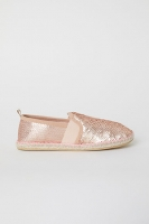  Espadrilles à paillettes 5.99 €