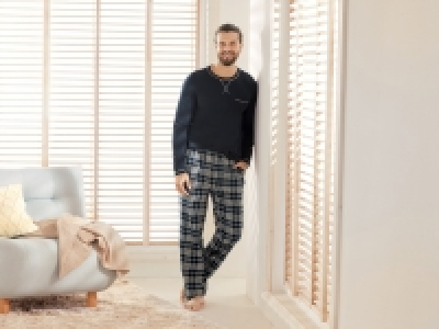 Pyjama homme 11.99 €