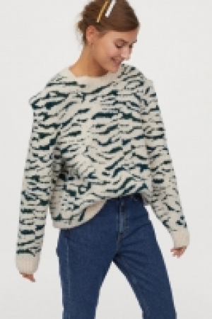  Pull 27.99 €