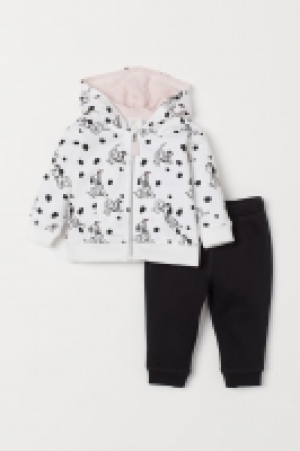  Veste à capuche et pantalon 13.99 €