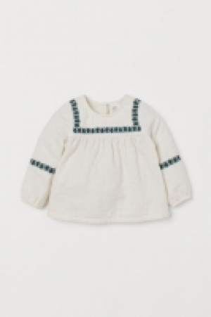  Blouse brodée en coton 13.99 €