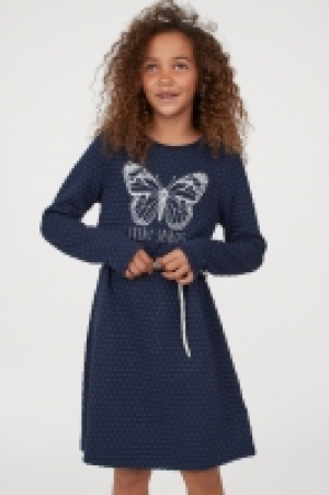  Robe en molleton avec ceinture 12.99 €