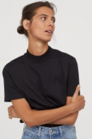  T-shirt à col semi-montant 19.99 €