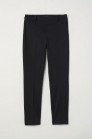  Pantalon cigarette 6.99 €