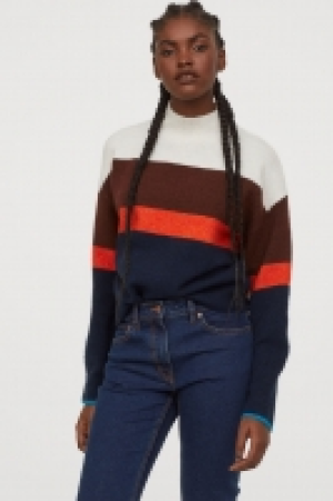  Pull à col semi-montant 12.99 €