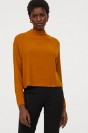  Top à col droit 7.99 €