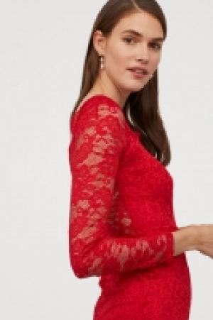  Robe ajustée en dentelle 23.99 €