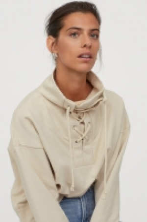  Sweat avec laçage 19.99 €