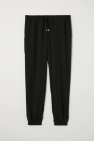  Pantalon à taille élastique 3.99 €