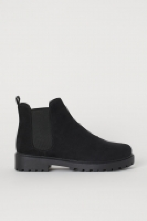  Bottines Chelsea doublées 9.99 €