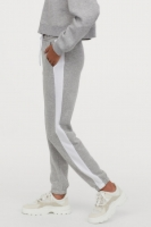  Pantalon à galons en molleton 8.99 €