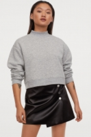  Jupe courte en satin 12.99 €