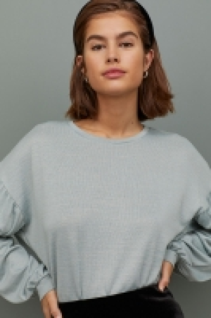  Pull à manches bouffantes 12.99 €