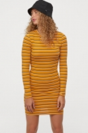  Robe moulante 7.99 €