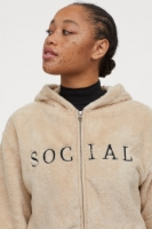  Veste à capuche en peluche 12.99 €
