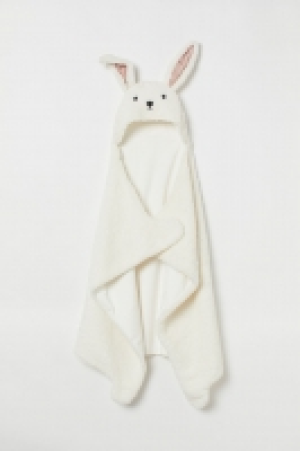  Plaid à capuche en peluche 17.99 €