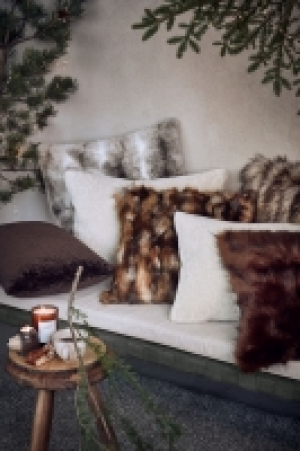  Housse de coussin en peluche 8.99 €