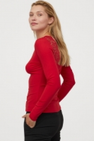 HM   Top avec dos en dentelle
