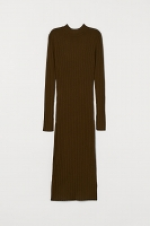  Robe en maille fine 14.99 €