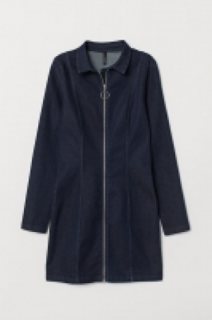  Robe chemise ajustée 29.99 €
