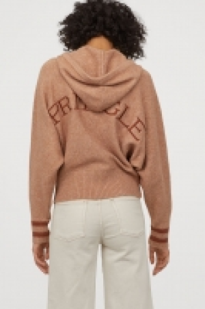 Pull à capuche en maille fine 11.99 €