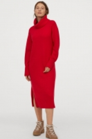  Robe col roulé en maille 17.99 €