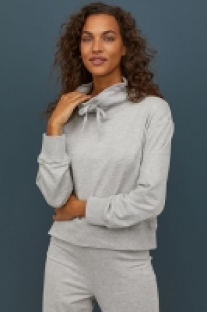  Sweat à col cheminée 8.99 €