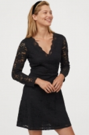  Robe en dentelle 29.99 €