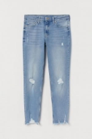  Girlfriend Regular Jeans 27.99 €