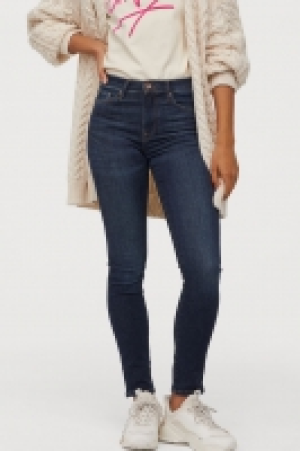  Shaping Skinny Regular Jeans 29.99 €