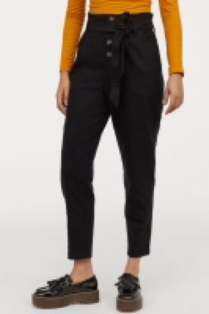  Pantalon paper bag 11.99 €