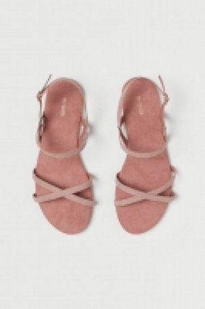  Sandales 5.99 €