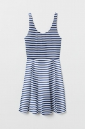  Robe sans manches en jersey 2.99 €