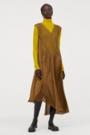  Robe en satin 44.99 €