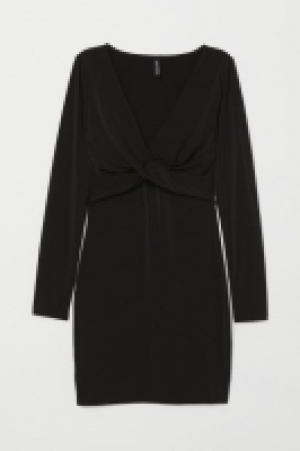  Robe à manches longues 8.99 €