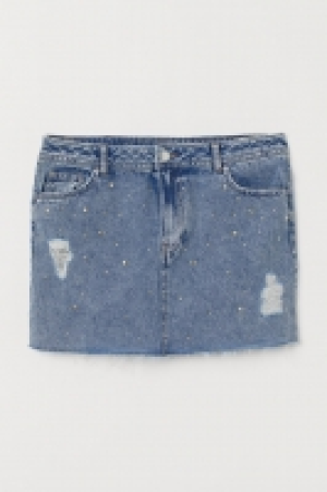  Jupe en jean cloutée 12.99 €