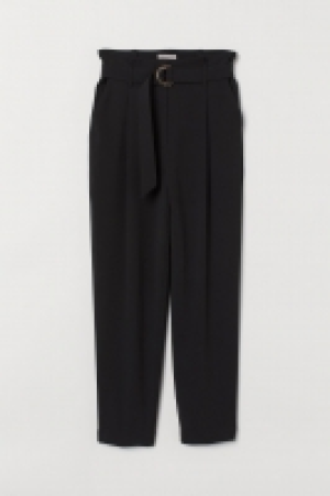  Pantalon paper bag 10.99 €