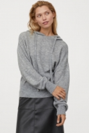  Pull à capuche en maille fine 7.99 €