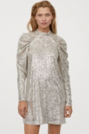  Robe à paillettes 18.99 €