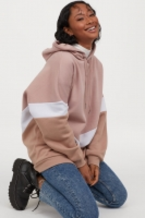  Sweat à capuche 11.99 €